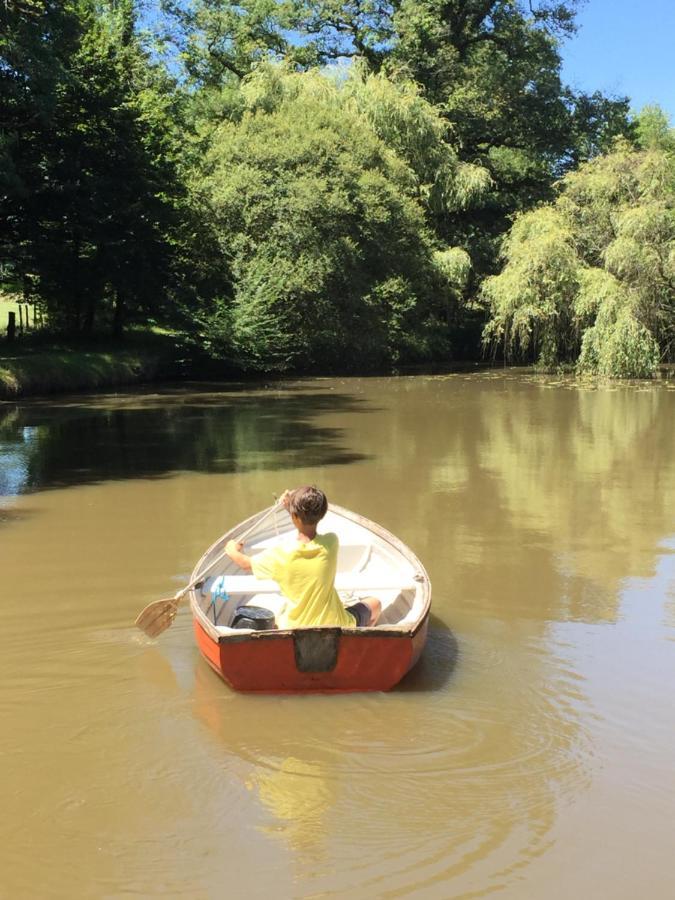 Le Gite Du Petit Renard: A Tranquil Gite With Pool Oradour-Saint-Genest Zewnętrze zdjęcie